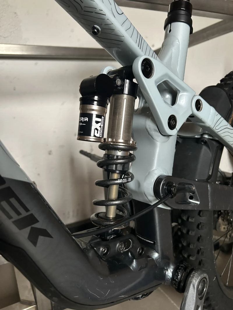 RÁM TREK SLASH GEN6 +příslušenství