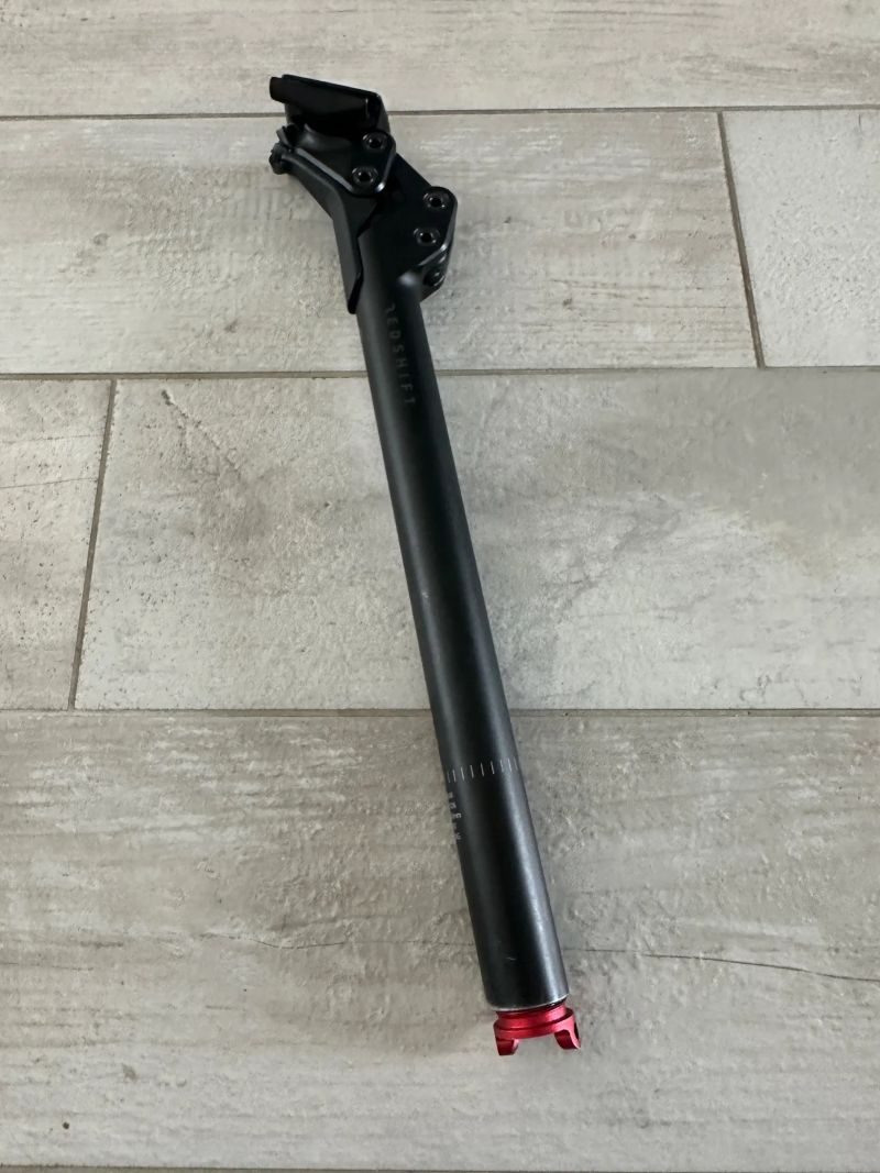 Odpružená sedlovka Redshift Pro V2