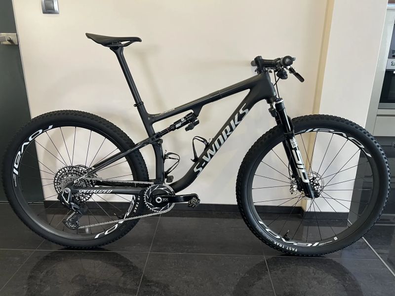 Specialized Epic S-Works Flight Attendant