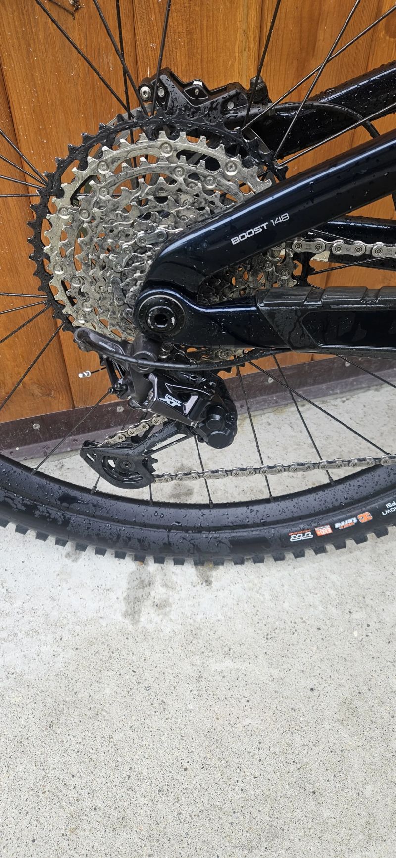 Trek Slash 9.7 2023