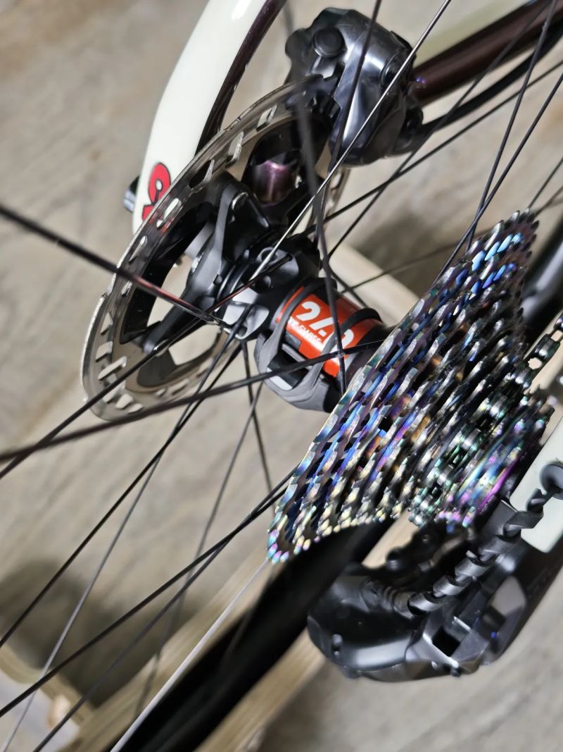 Prodám silniční kolo Bianchi Specialissima 2022 Ultegra Di2, vel.53cm