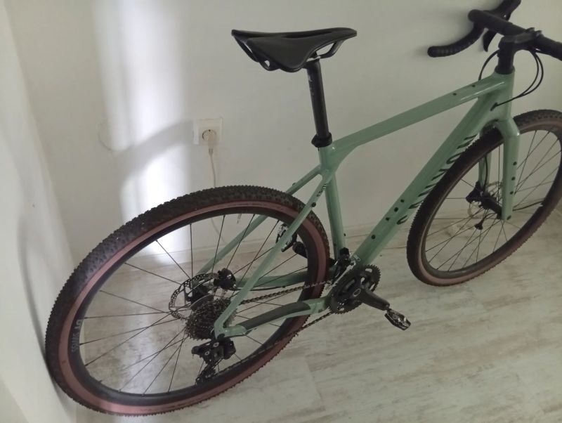 Canyon Grizl Al 6