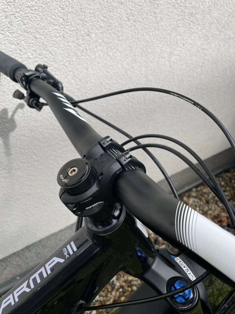 Qayron Carma MKII 29 L
