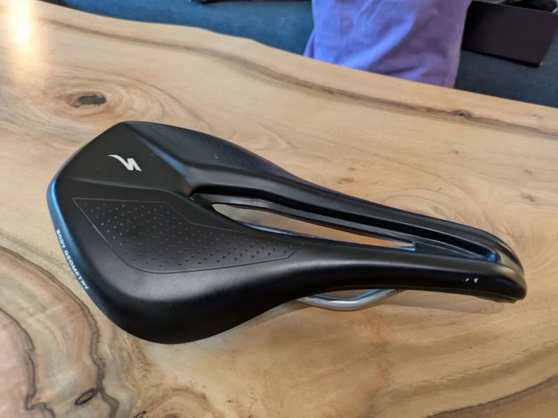 Sedlo Specialized Power 143mm