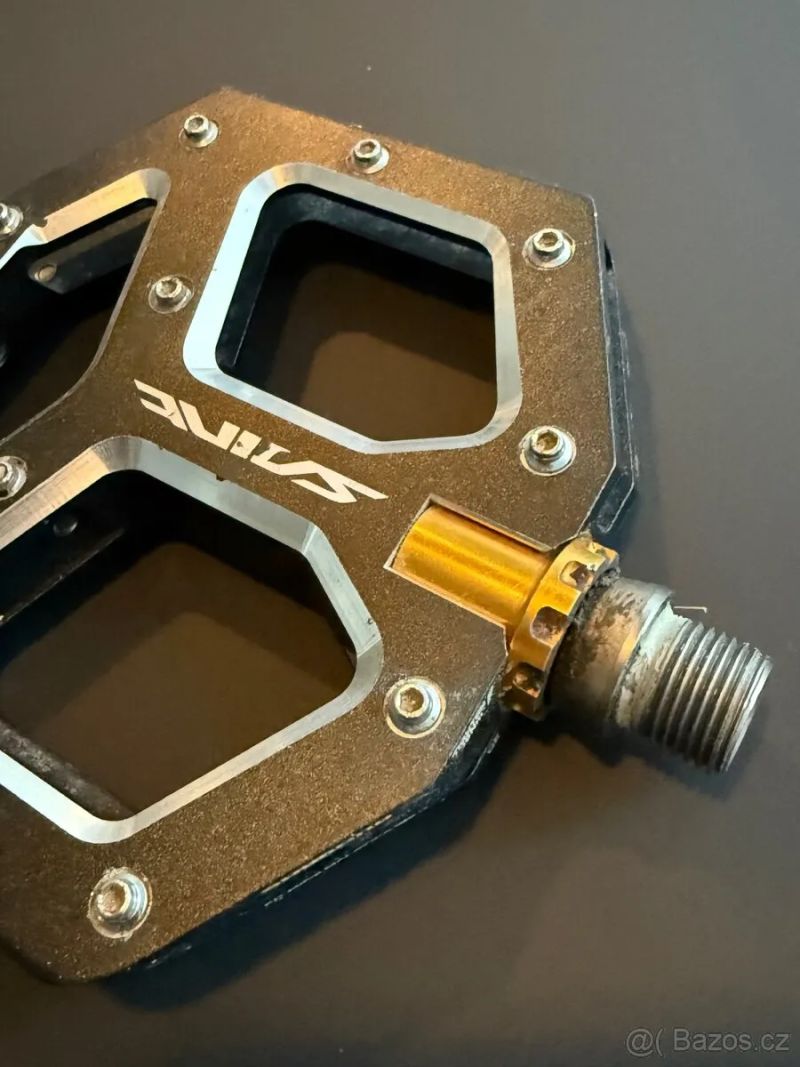 Ploché pedály Shimano Saint PD-M828