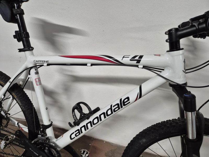 Cannondale F4 Caffeine, výborný stav