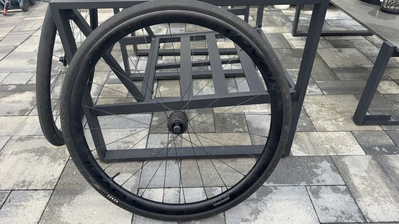 Roval Terra C karbonová kola