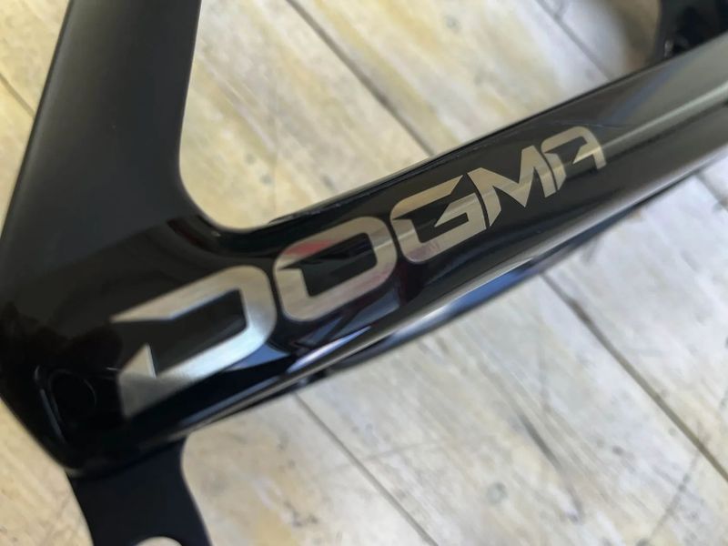 Pinarello Dogma F 2025 (NOVÉ)
