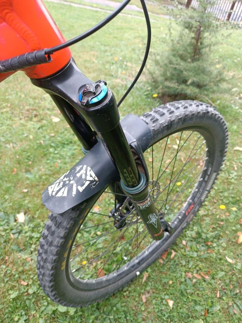 Commencal Meta AM V4 Race