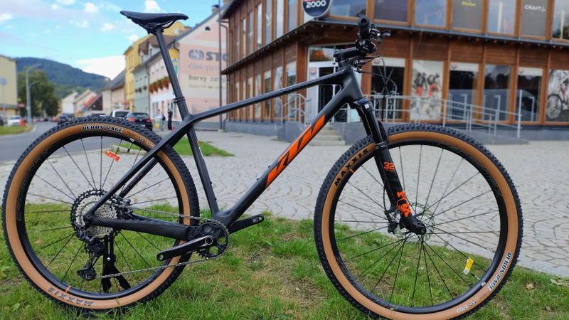 KTM MYROON MASTER 29 2024 - Nové - vel. S, L a XL