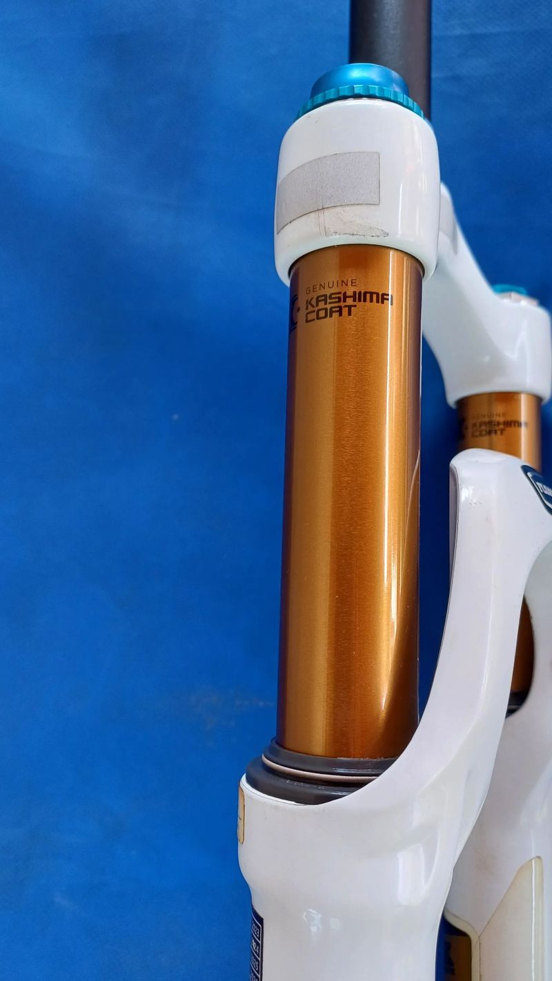 Fox 32 Float FIT RLC Kashima Coat