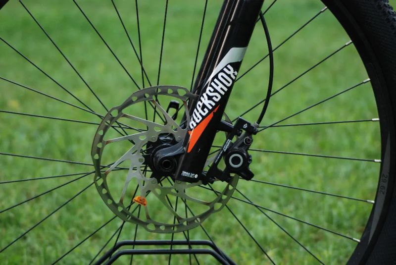 Karbonové kolo Bulls Shimano XT 2x11, Reba