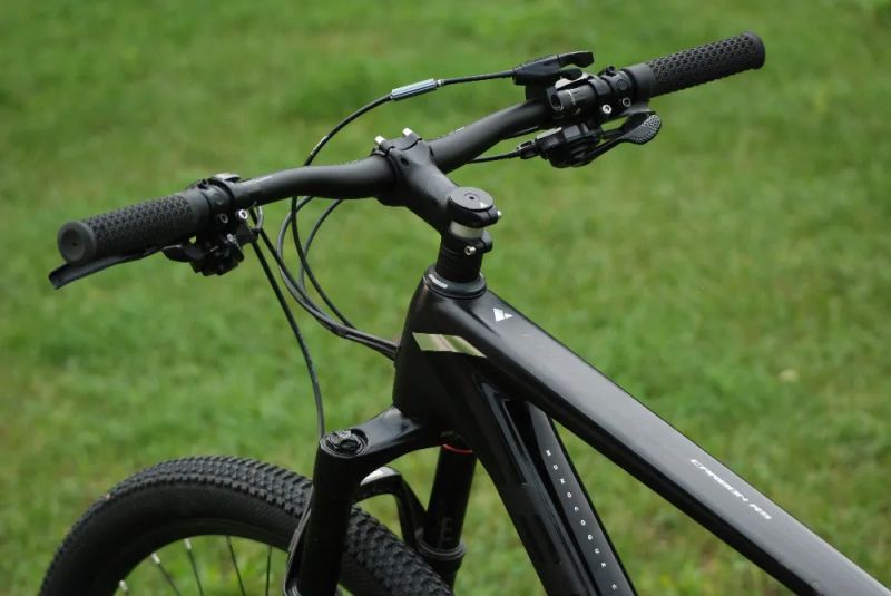 Karbonové kolo Bulls Shimano XT 2x11, Reba