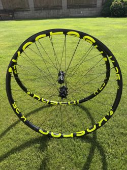 Kastar K25 29" Karbonová MTB kola