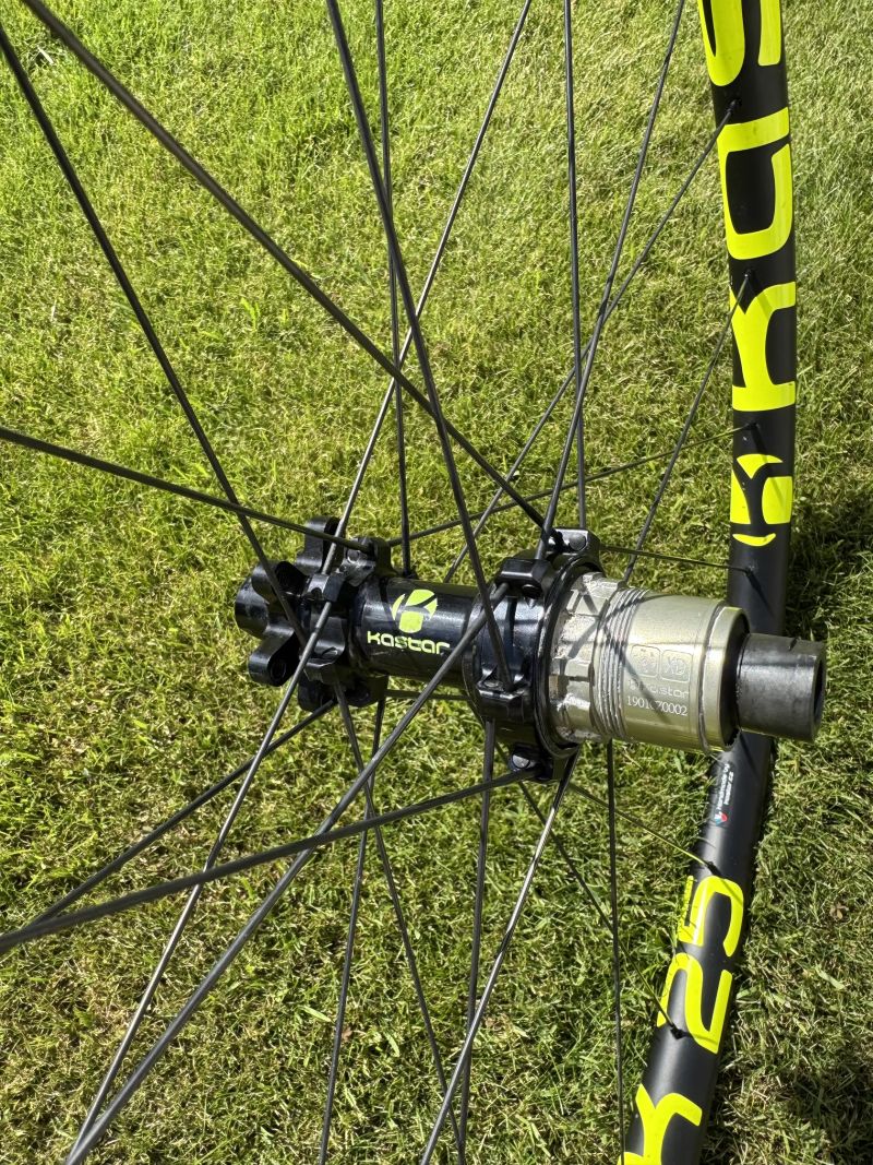Kastar K25 29" Karbonová MTB kola