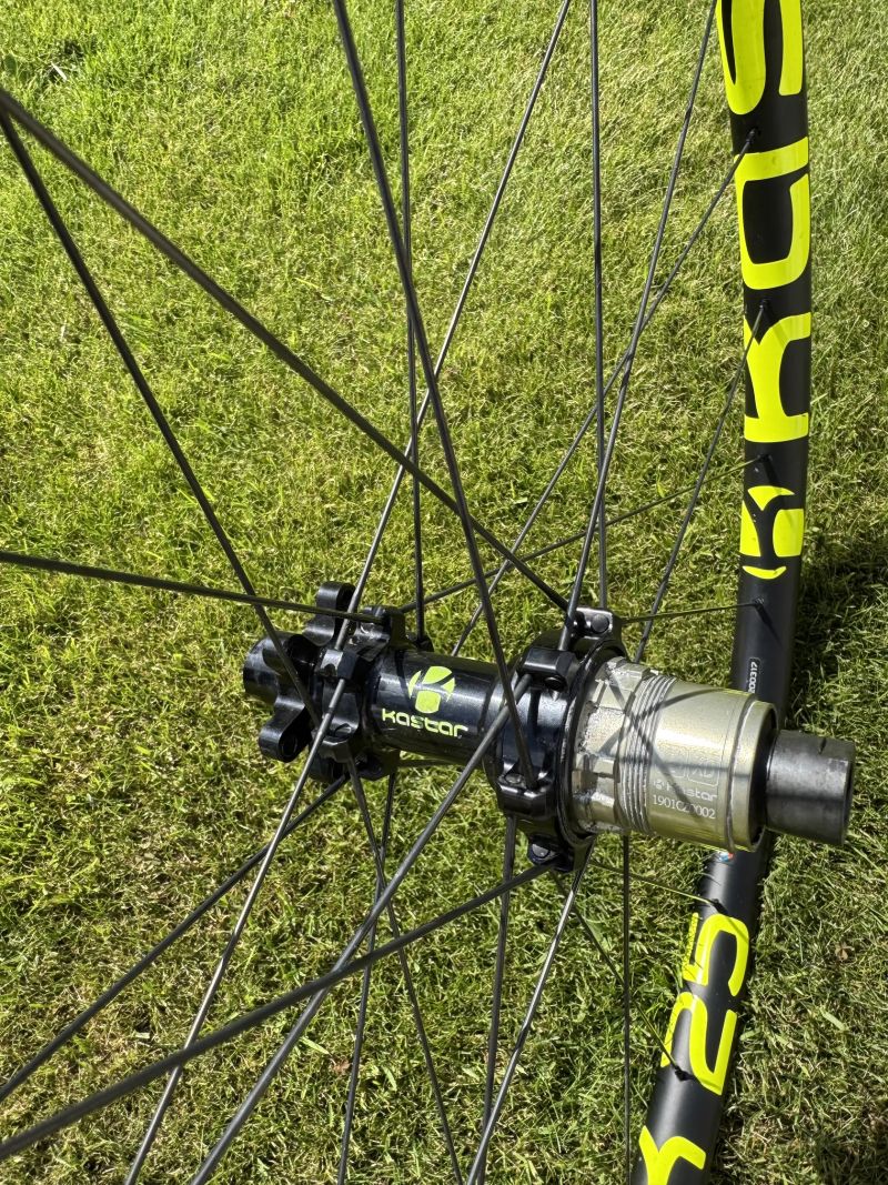 Kastar K25 29" Karbonová MTB kola