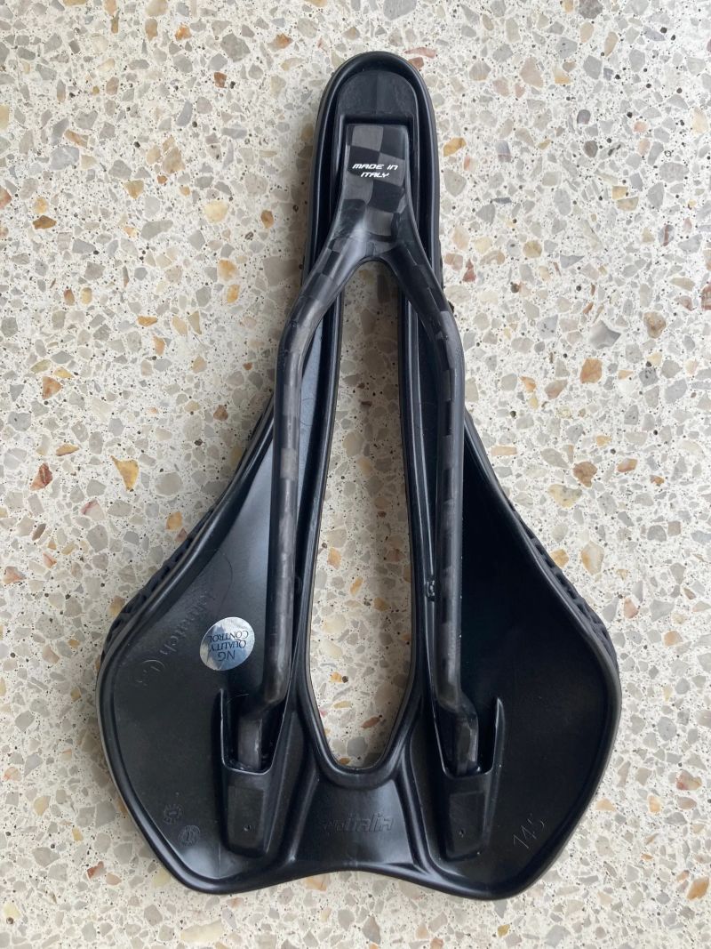 SELLE ITALIA SLR Boost Superflow Carbon 3D.