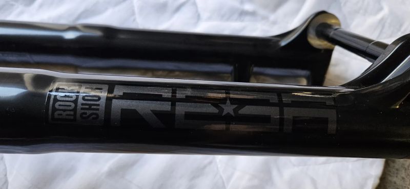 RockShox Reba RL, 110 mm, Boost, nová