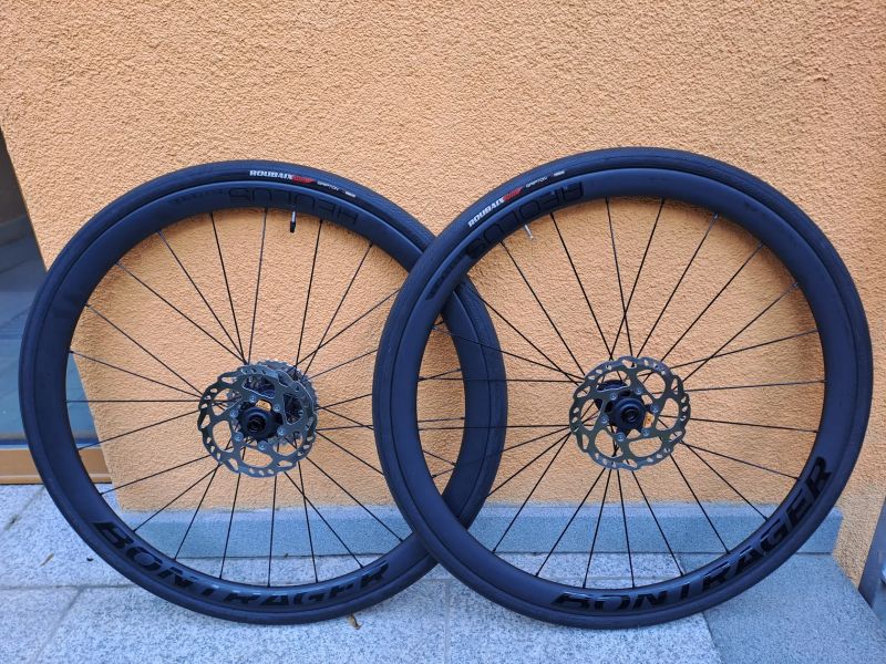 Silniční kolo Bontrager Aeolus Elite 35 TLR pro kotoučové brzdy