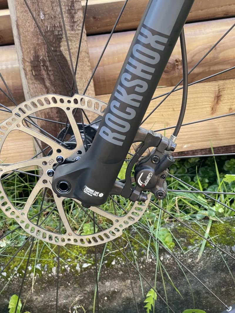 Specialized stumpjumper, velikost S3 = M, Sram Rockshox, pěkný stav