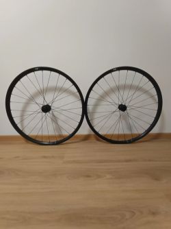 WTB i23, DT Swiss 370