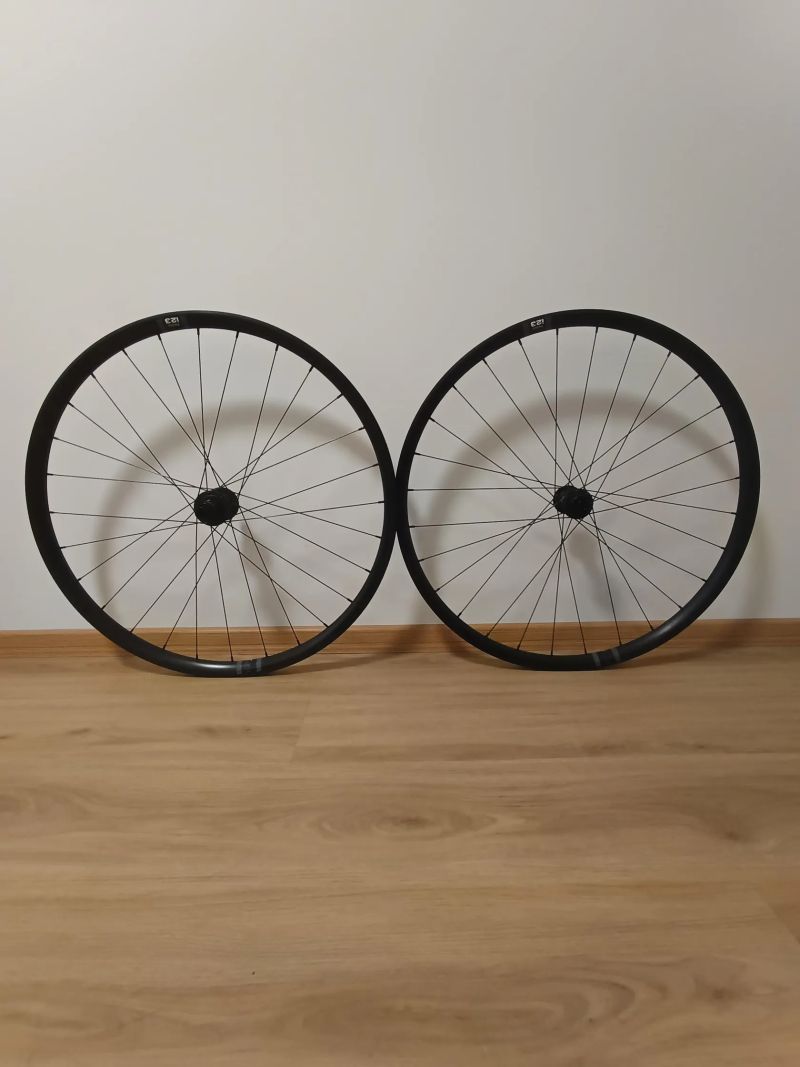 WTB i23, DT Swiss 370