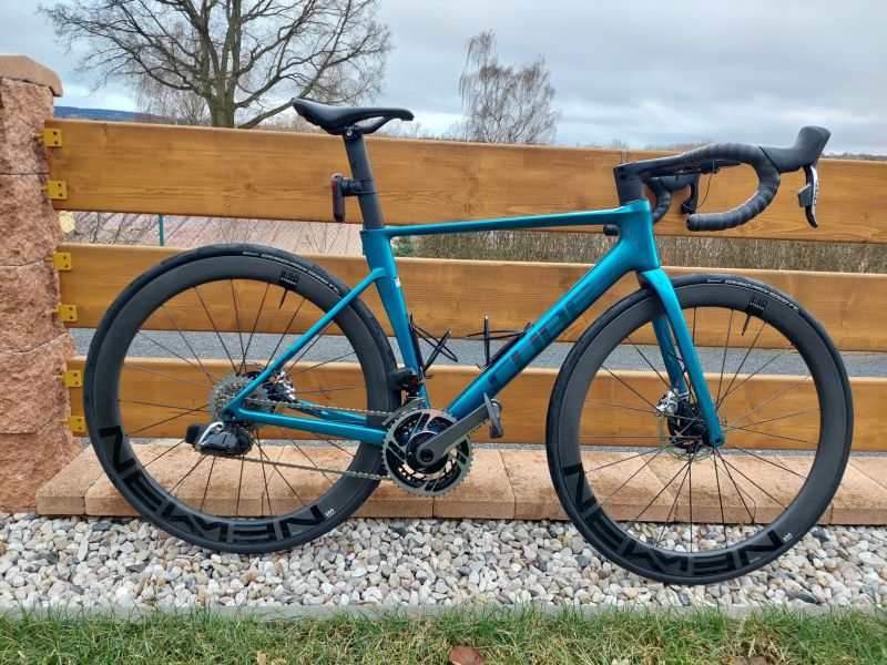 CUBE LITENING AIR SLX C68X