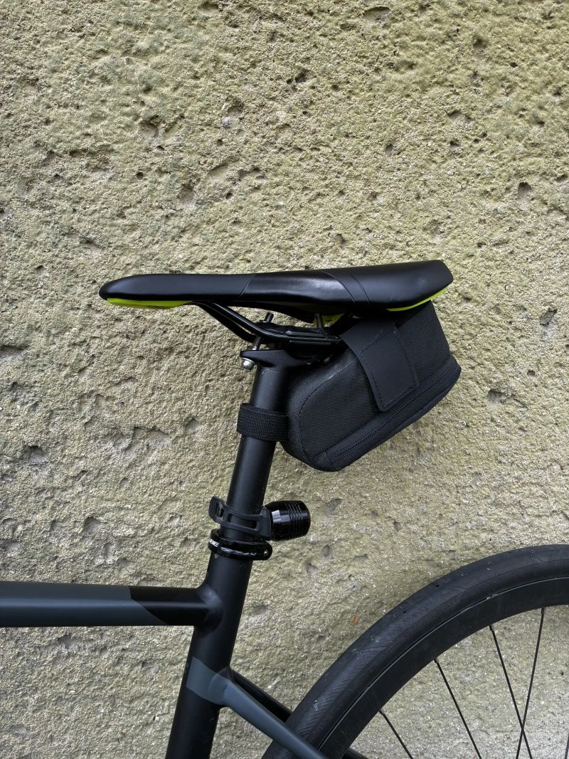 Cube ATTAIN PRO 2021 black ́n ́flashyellow