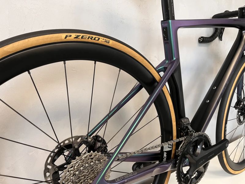 Basso Diamante SV, Shimano Ultegra Di2, vel. 48