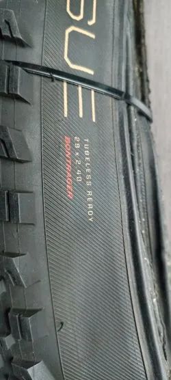 Plášť Bontrager 29x2.4