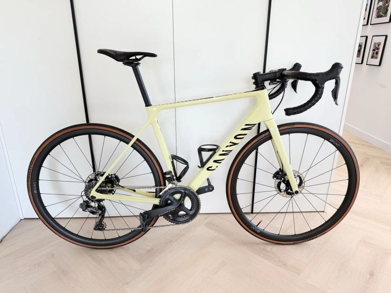 Canyon Endurace CF SL 8 Di2, Veľkosť M 54