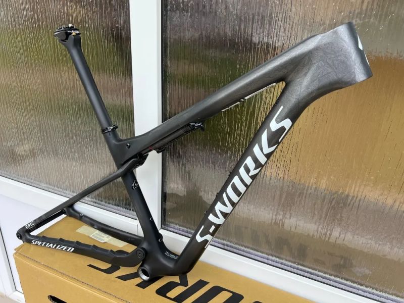 SPECIALIZED S-Works Epic World Cup Satin Smoke Granite / Metallic White Silver