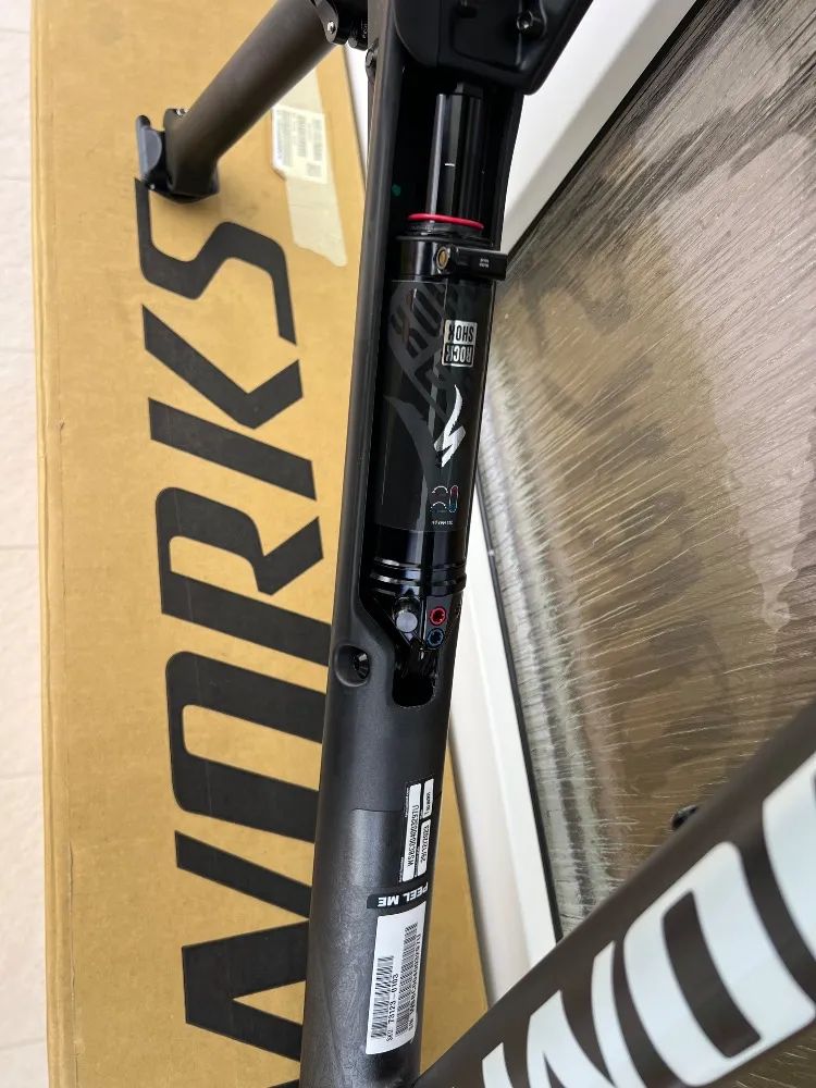 SPECIALIZED S-Works Epic World Cup Satin Smoke Granite / Metallic White Silver