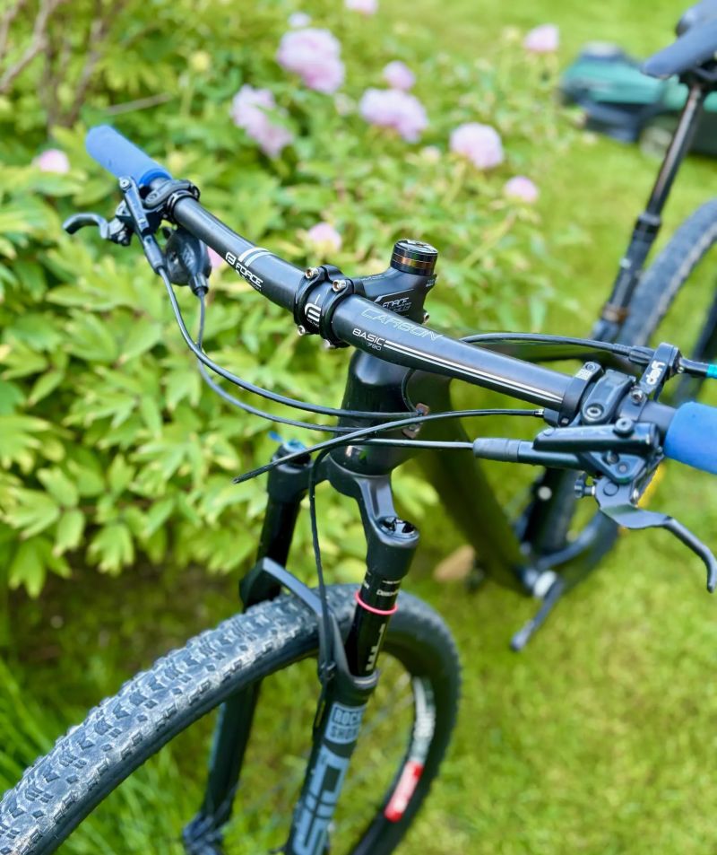 Skvělé závodní karbonové ultra lehké kolo OG Evkin, 29",M rám 