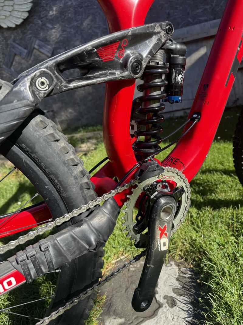 Trek E2 session 9.9 M