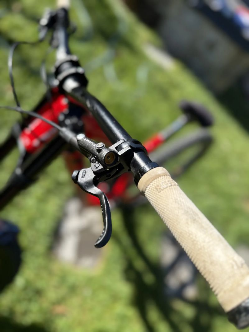 Trek E2 session 9.9 M