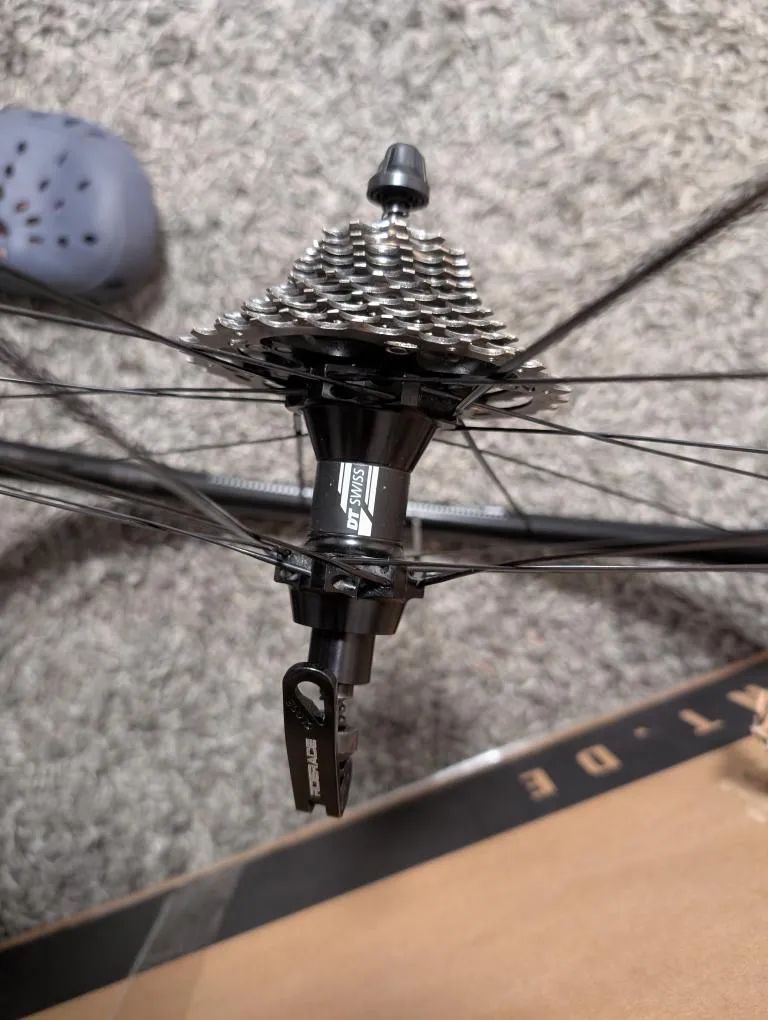 Nové výplety 28" DT Swiss pro ráfkové brzdy