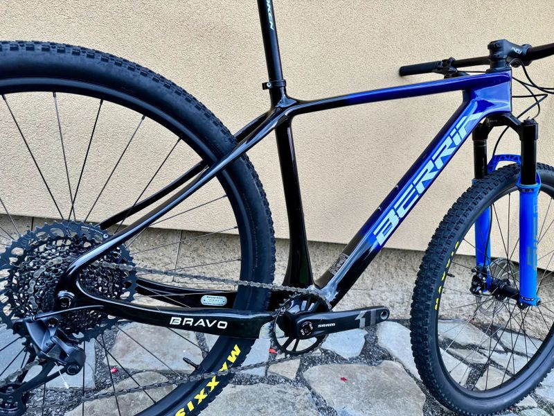 Berria Bravo Carbon 29 SID Ultimate