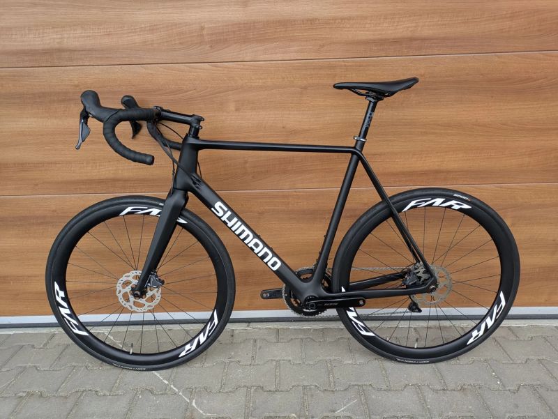 Karbonové silniční kolo, Ultegra, Karbon 40mm záplety