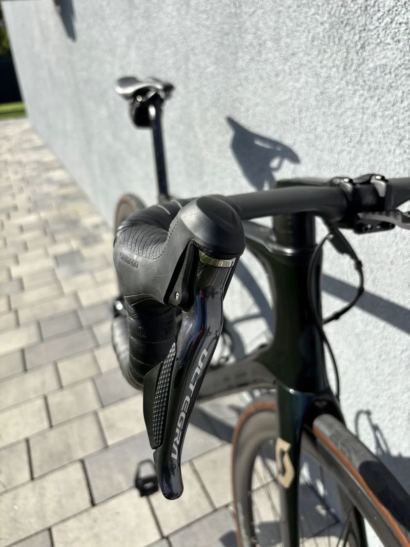 Silniční kolo SCOTT Foil RC 10 Di2 Ultegra