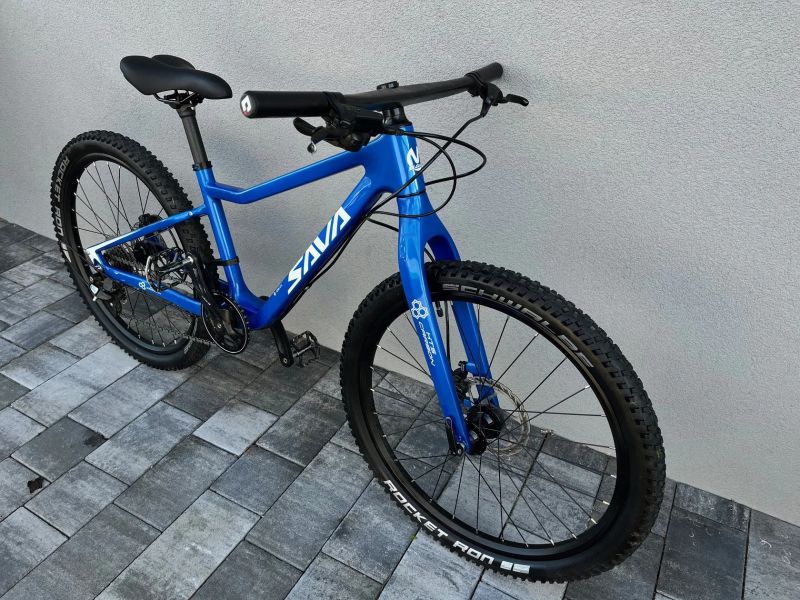 Karbonové dětské kolo Sava Barn 24"