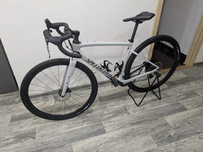 Specialized Diverge Base Carbon vel.54