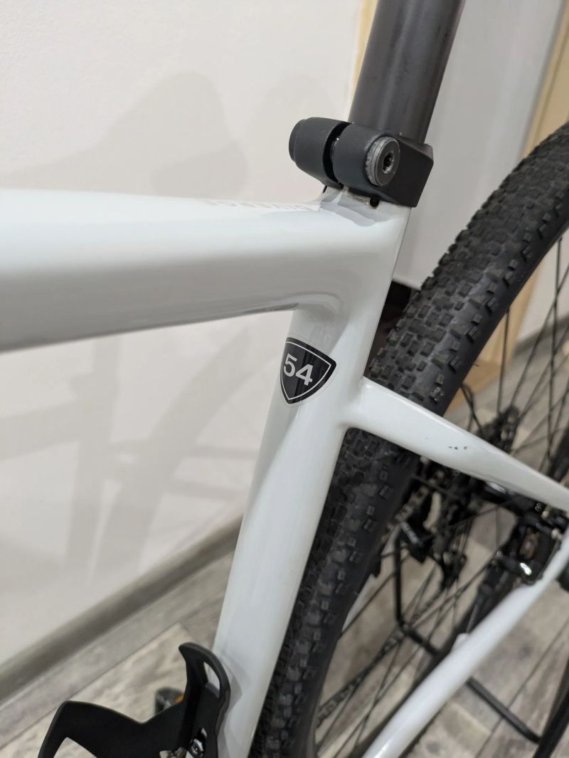 Specialized Diverge Base Carbon vel.54