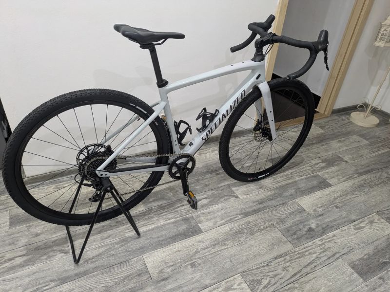Specialized Diverge Base Carbon vel.54