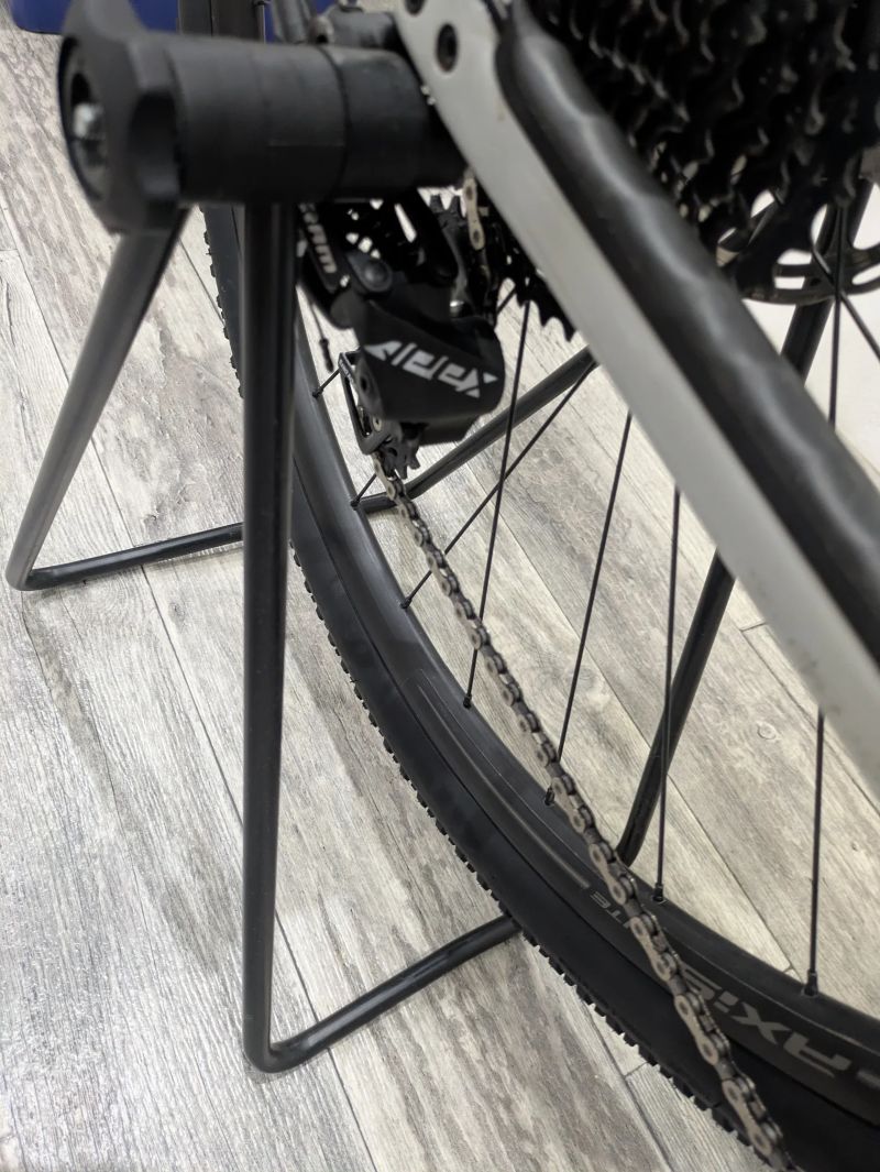 Specialized Diverge Base Carbon vel.54