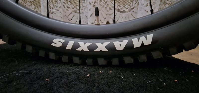 Prodávám plášť Maxxis Assegai 29 x 2.50 kevlar + duši
