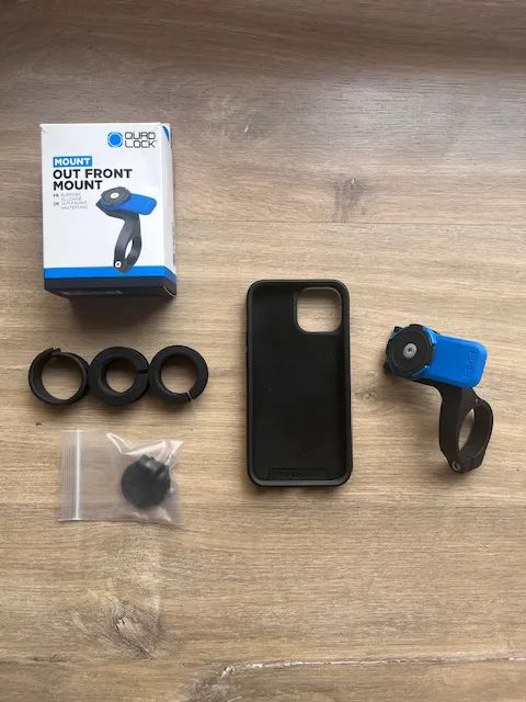 Quad Lock iPhone 13 mini + držák na kolo / světlo