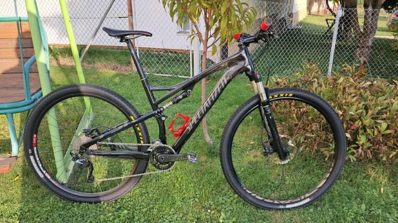 Specialized Epic Expert 29" Carbon