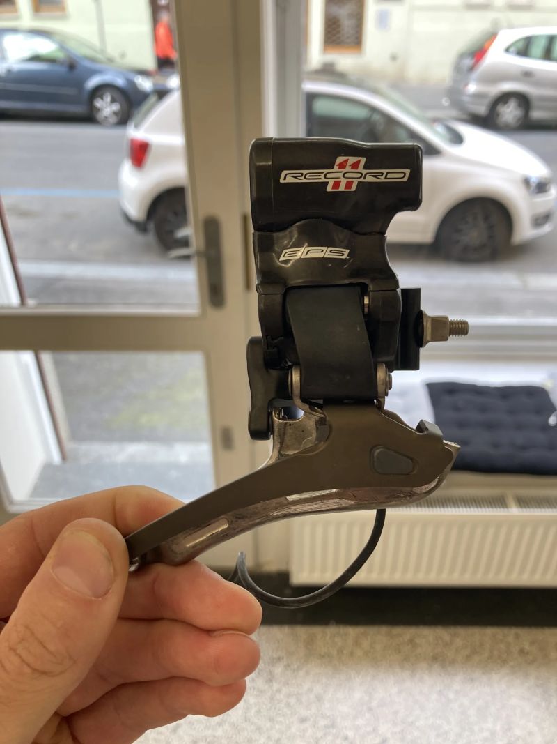 Přesmykač Campagnolo Record EPS