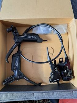 Brzdy SRAM Level T